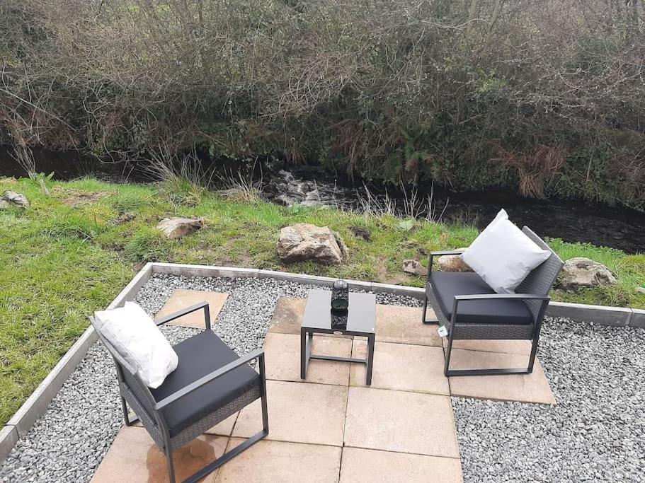 Anglesey New Modern Shepherds Hut With Spa Hot Tub Gwalchmai Εξωτερικό φωτογραφία